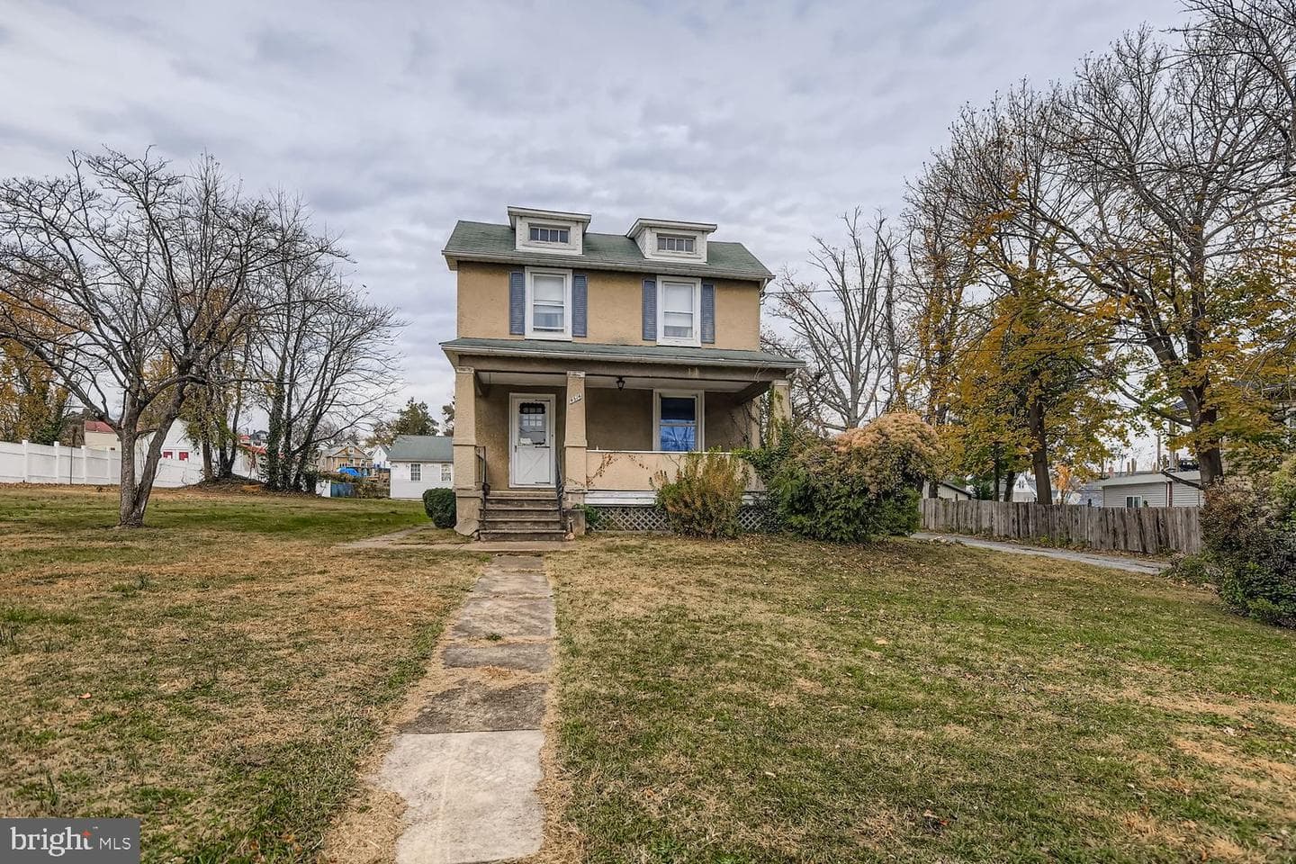 4514 Kenwood Avenue photo 2
