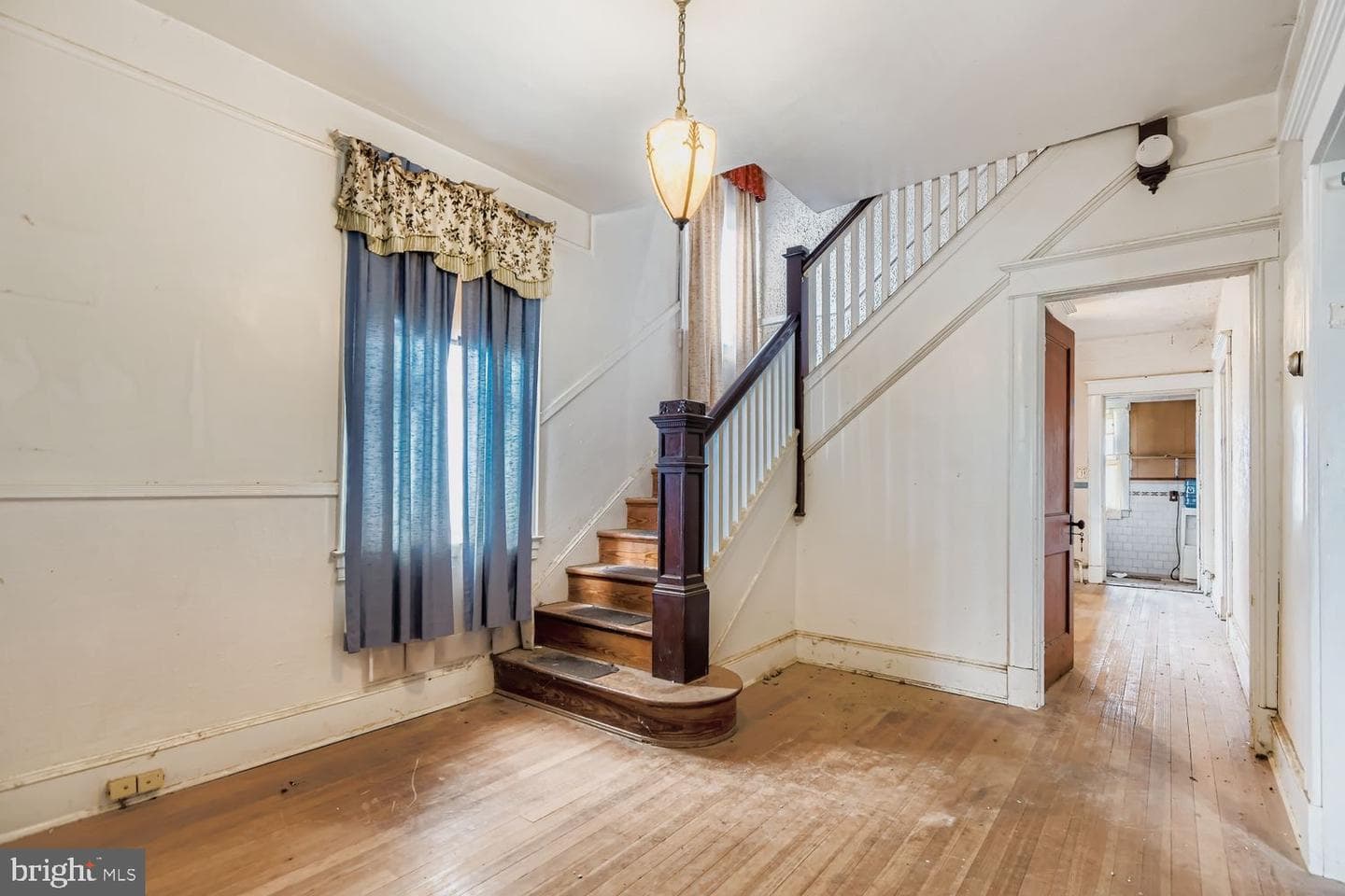 4514 Kenwood Avenue photo 4