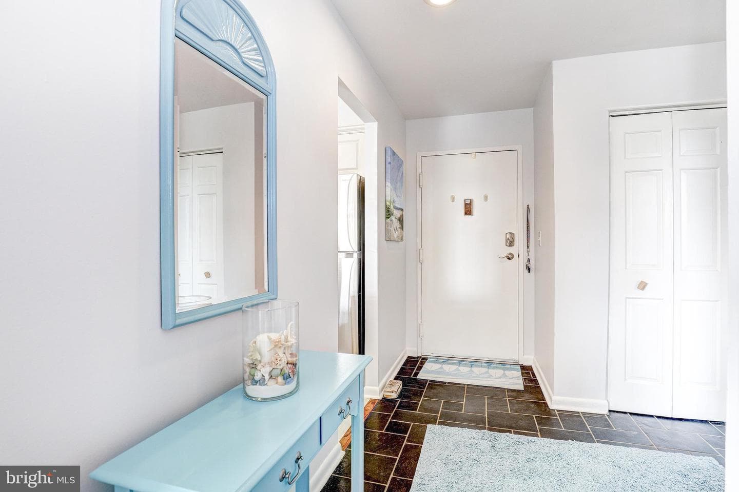 1 Smeton Place #401 photo 3