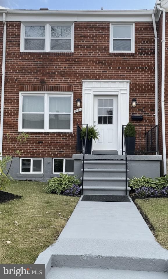 1529 Clairidge Road photo 2