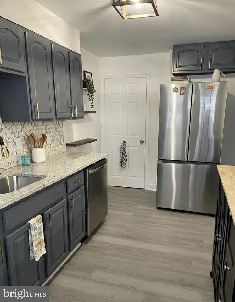 1529 Clairidge Road photo 24