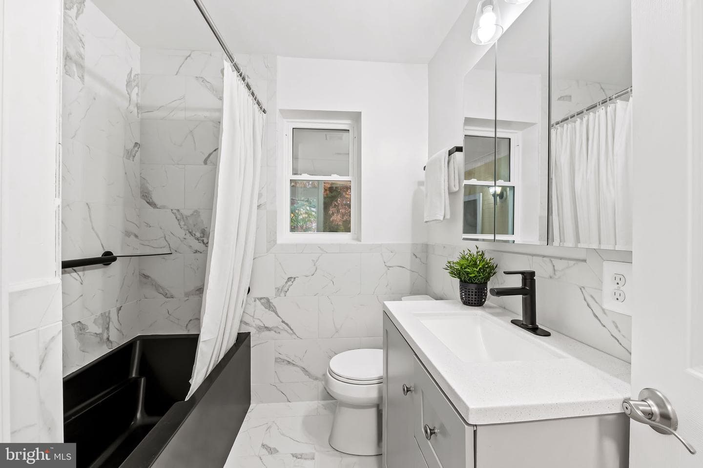 512 Holden Road photo 23