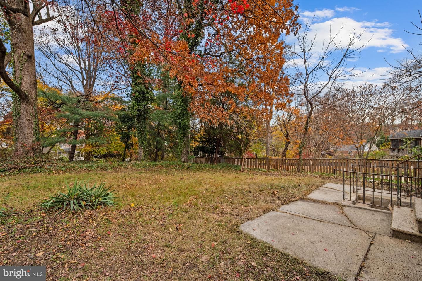 512 Holden Road photo 43