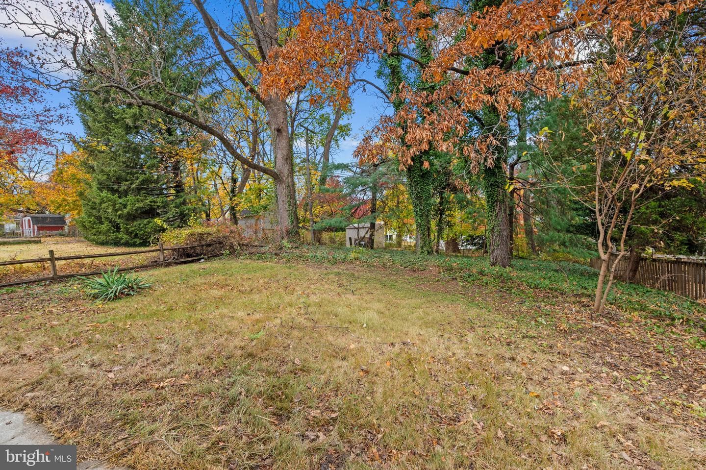 512 Holden Road photo 44