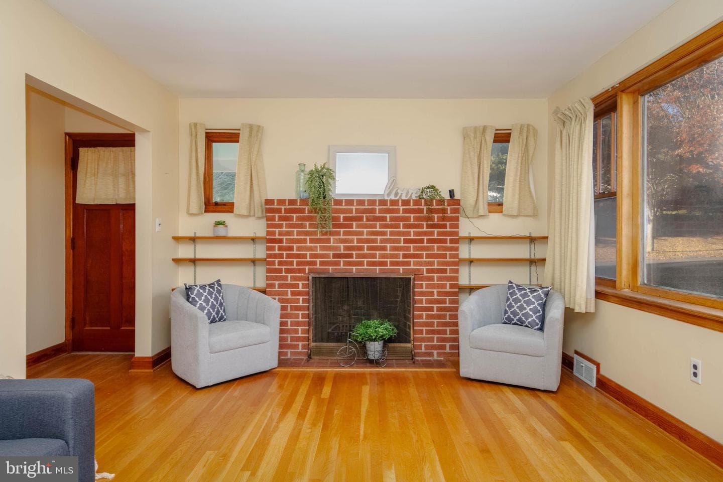 10645 Davis Avenue photo 10