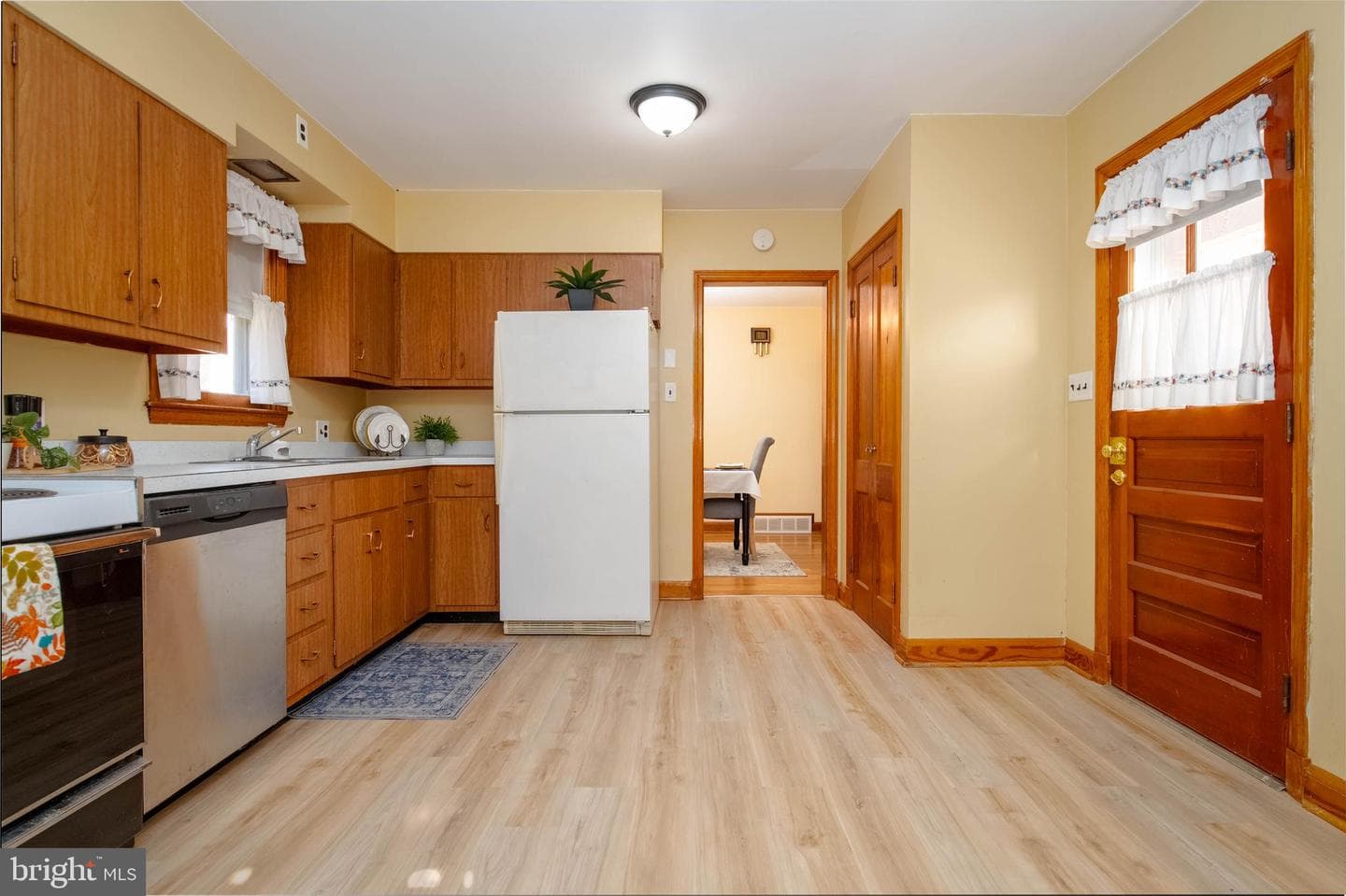 10645 Davis Avenue photo 16