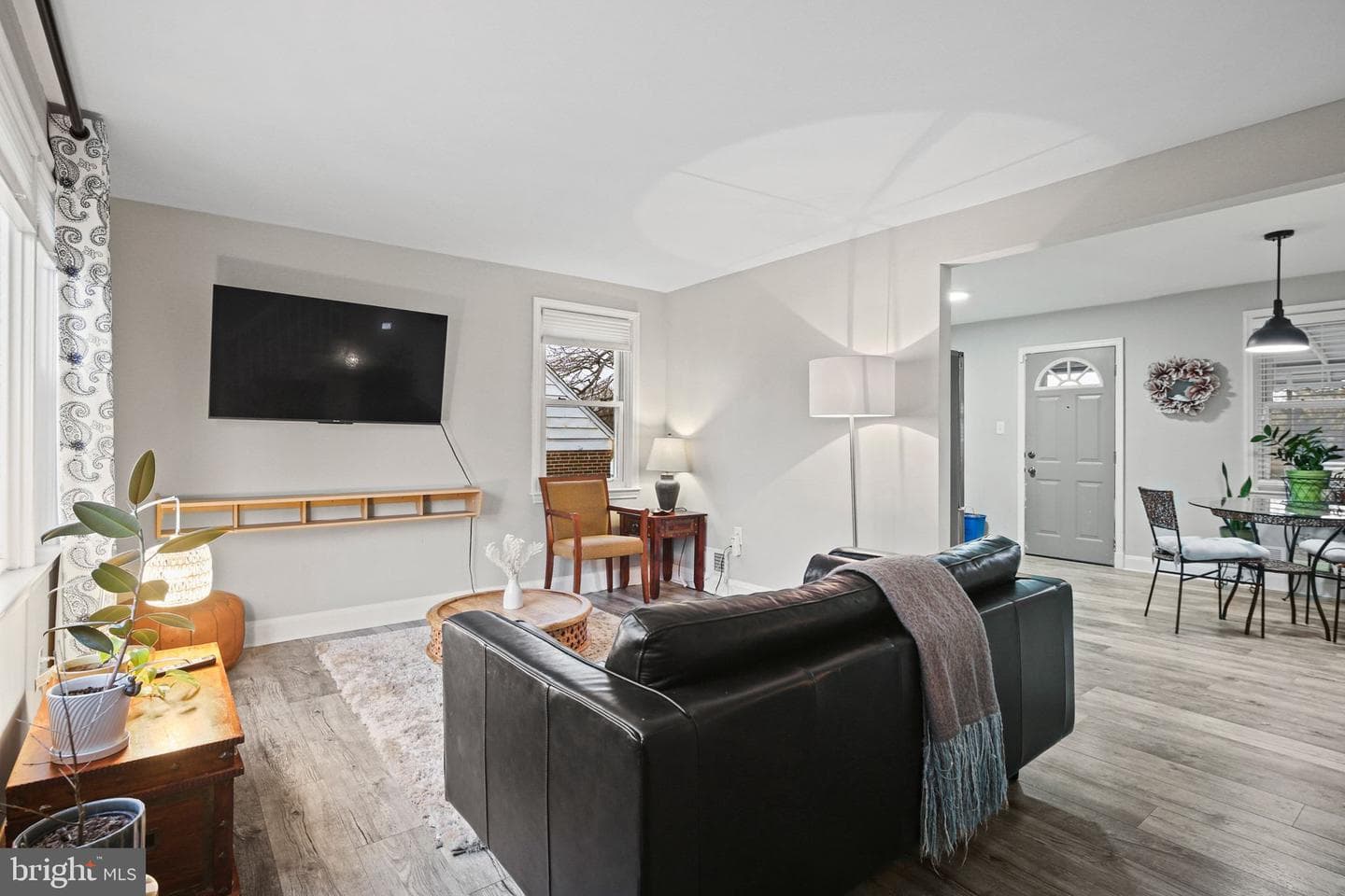 3417 Fairview Road photo 2