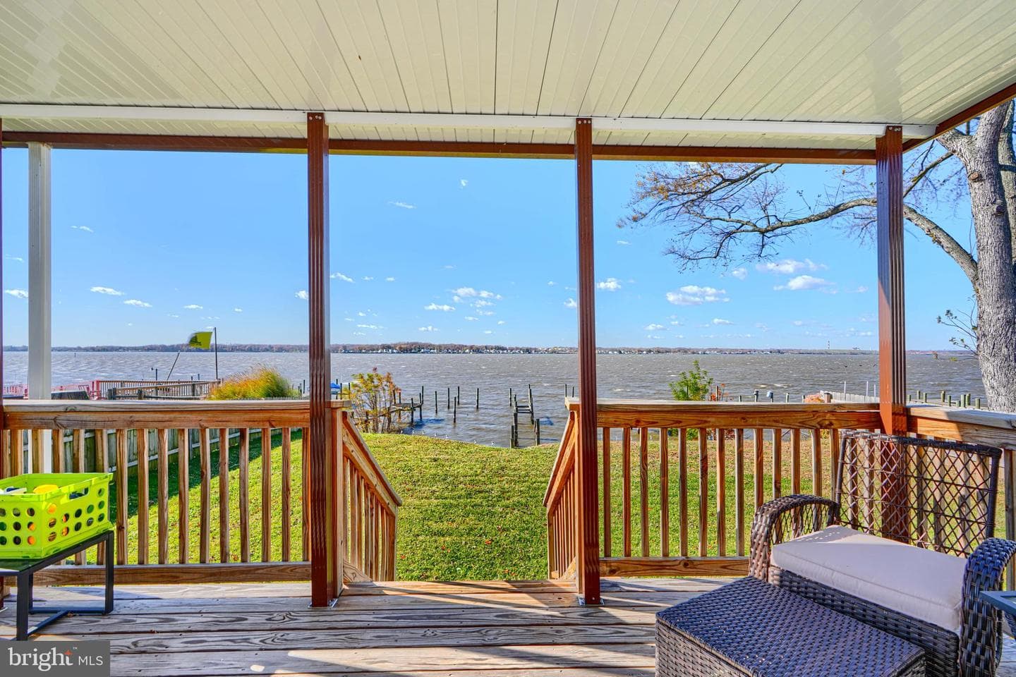 1132 E Riverside photo 46