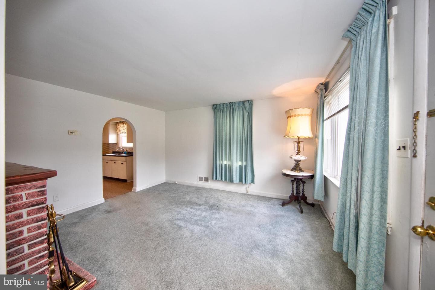 3008 Summit Avenue photo 11