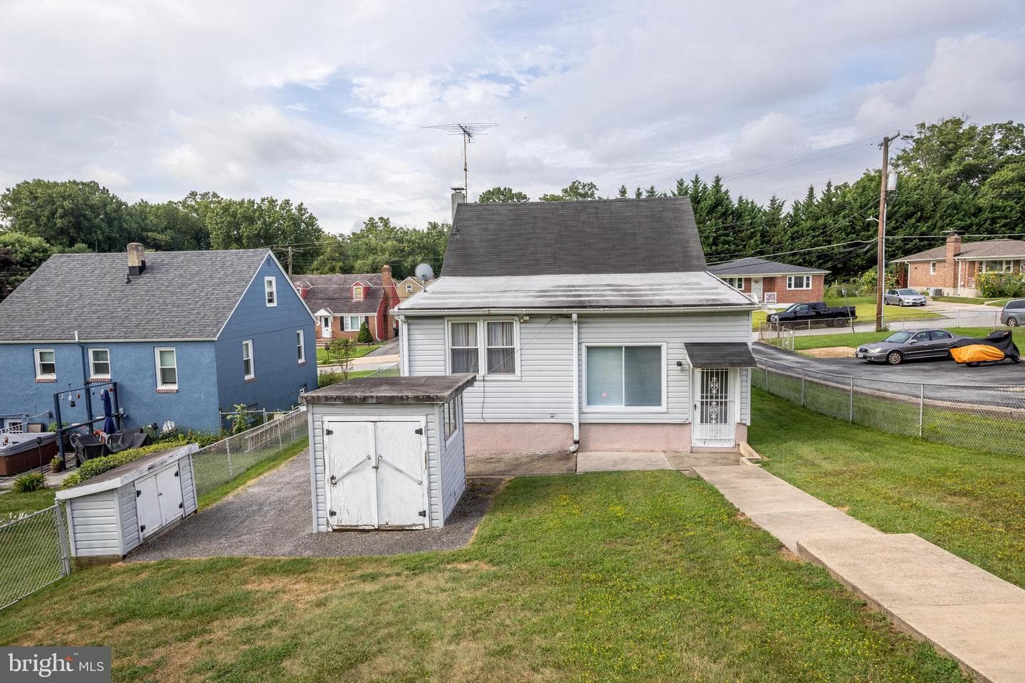 3008 Summit Avenue photo 8