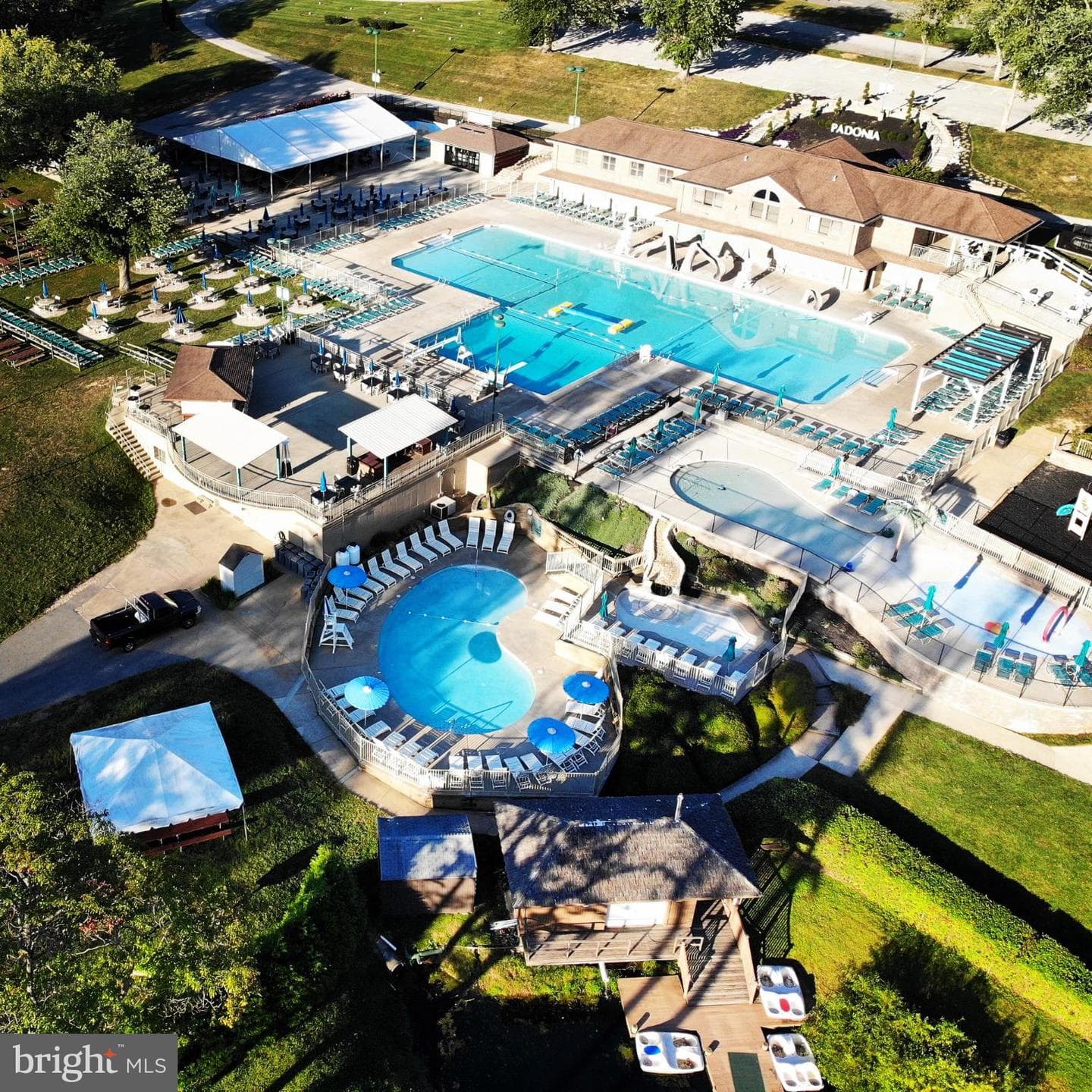 4 Belmullet Court #202 photo 32
