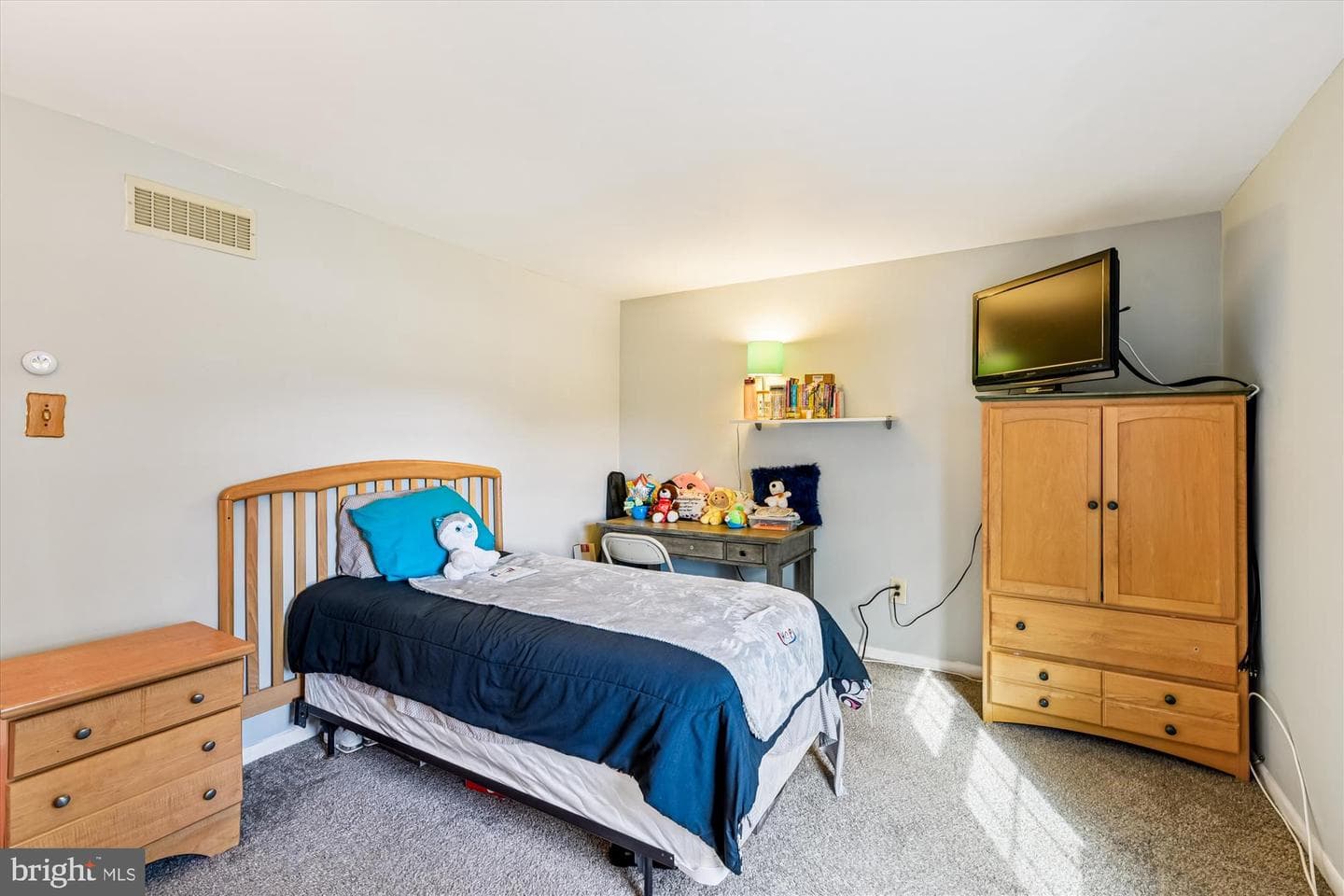 9 Galahad Court photo 24