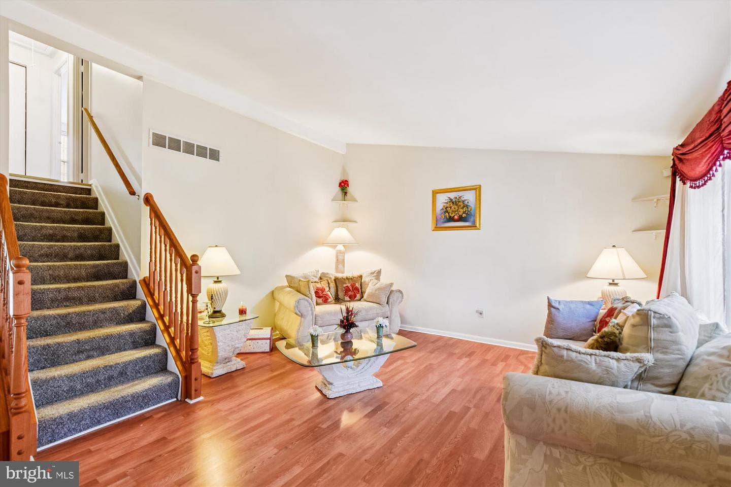 9 Galahad Court photo 6
