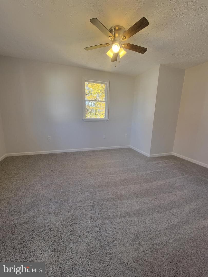 2621 N Snyder Avenue photo 34