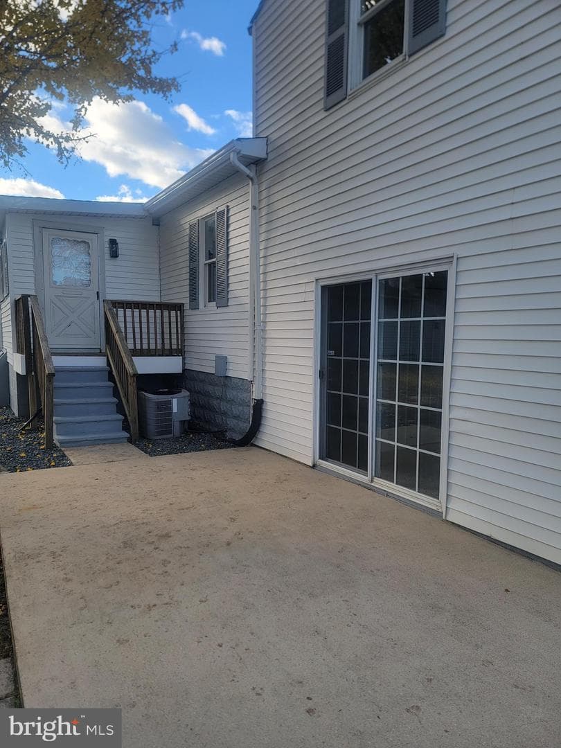 2621 N Snyder Avenue photo 65