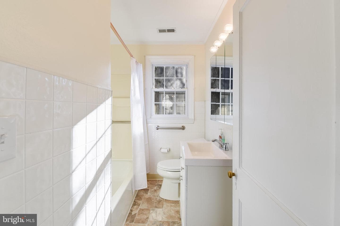 5533 Hutton Avenue photo 8