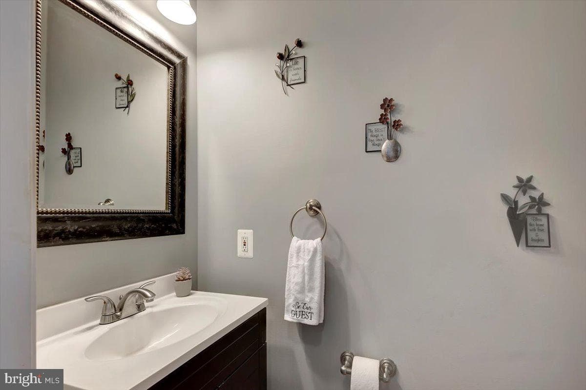 602 Laurel Hill Lane photo 10