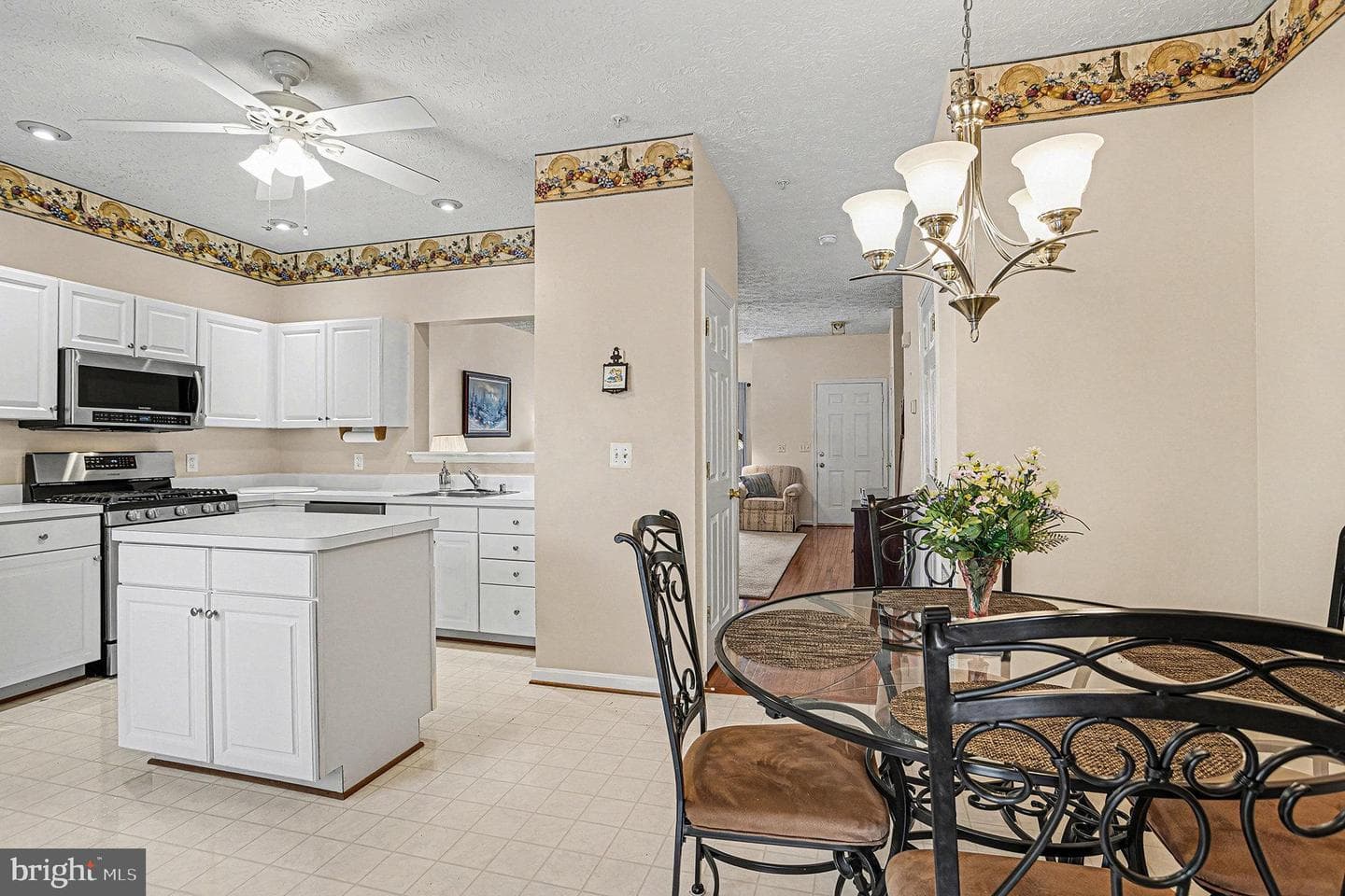 22 Oaksylvan Way photo 10