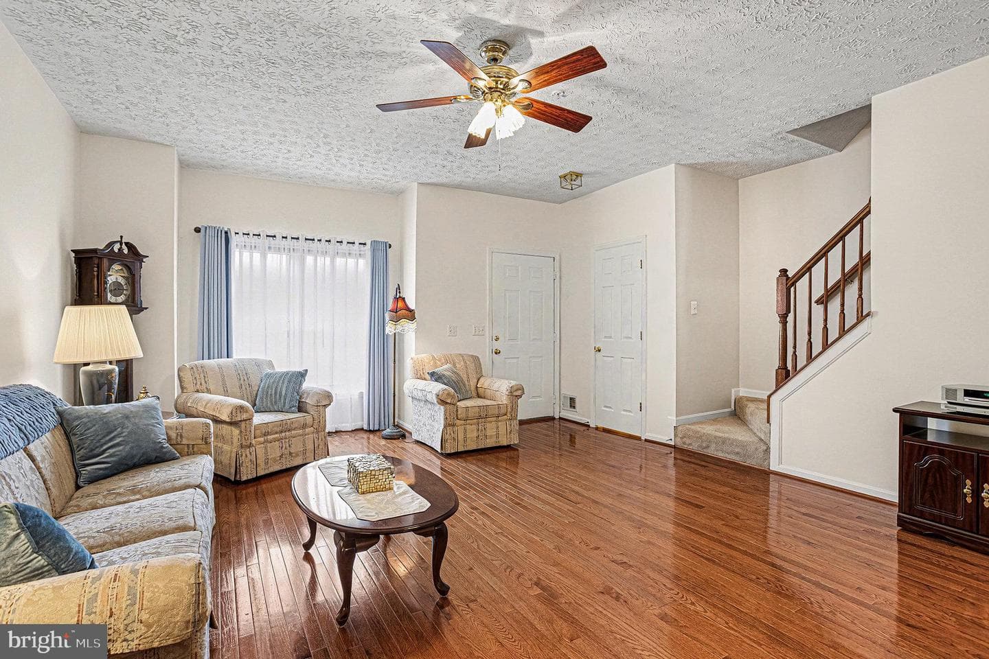 22 Oaksylvan Way photo 5