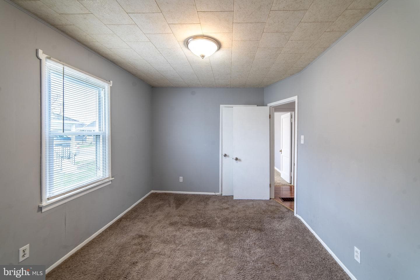 2602 Gray Manor photo 15
