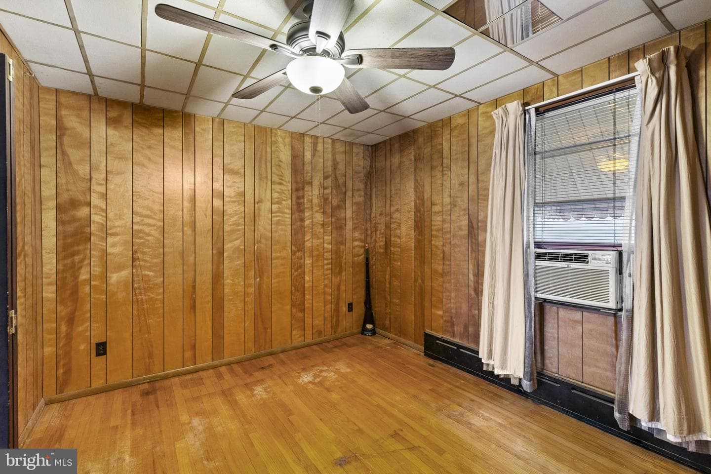 7627 Carson Avenue photo 14