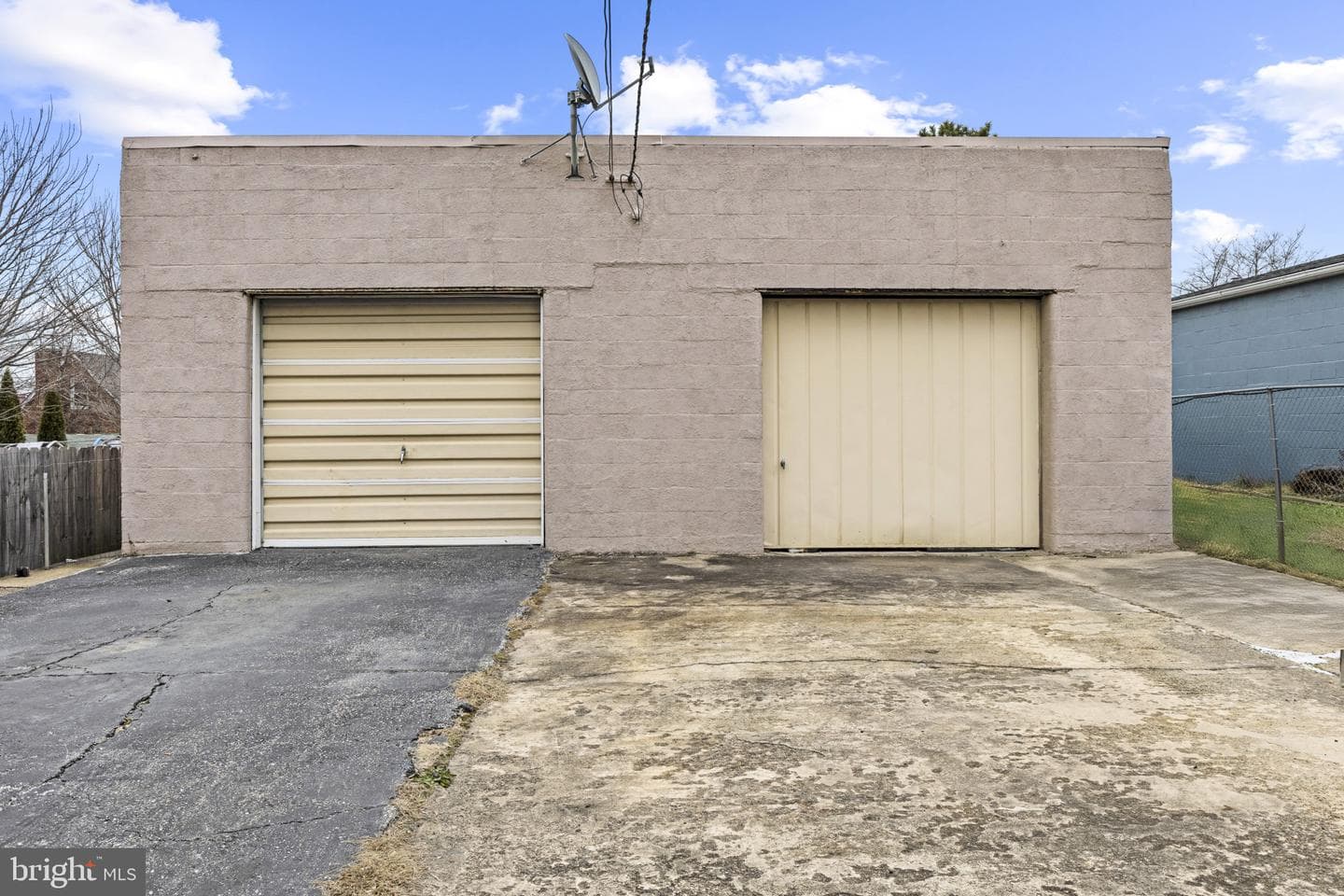 7627 Carson Avenue photo 26