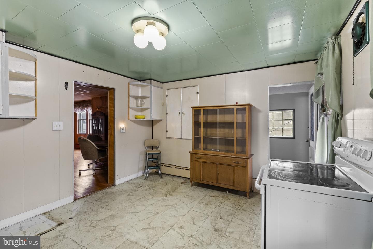 7627 Carson Avenue photo 4