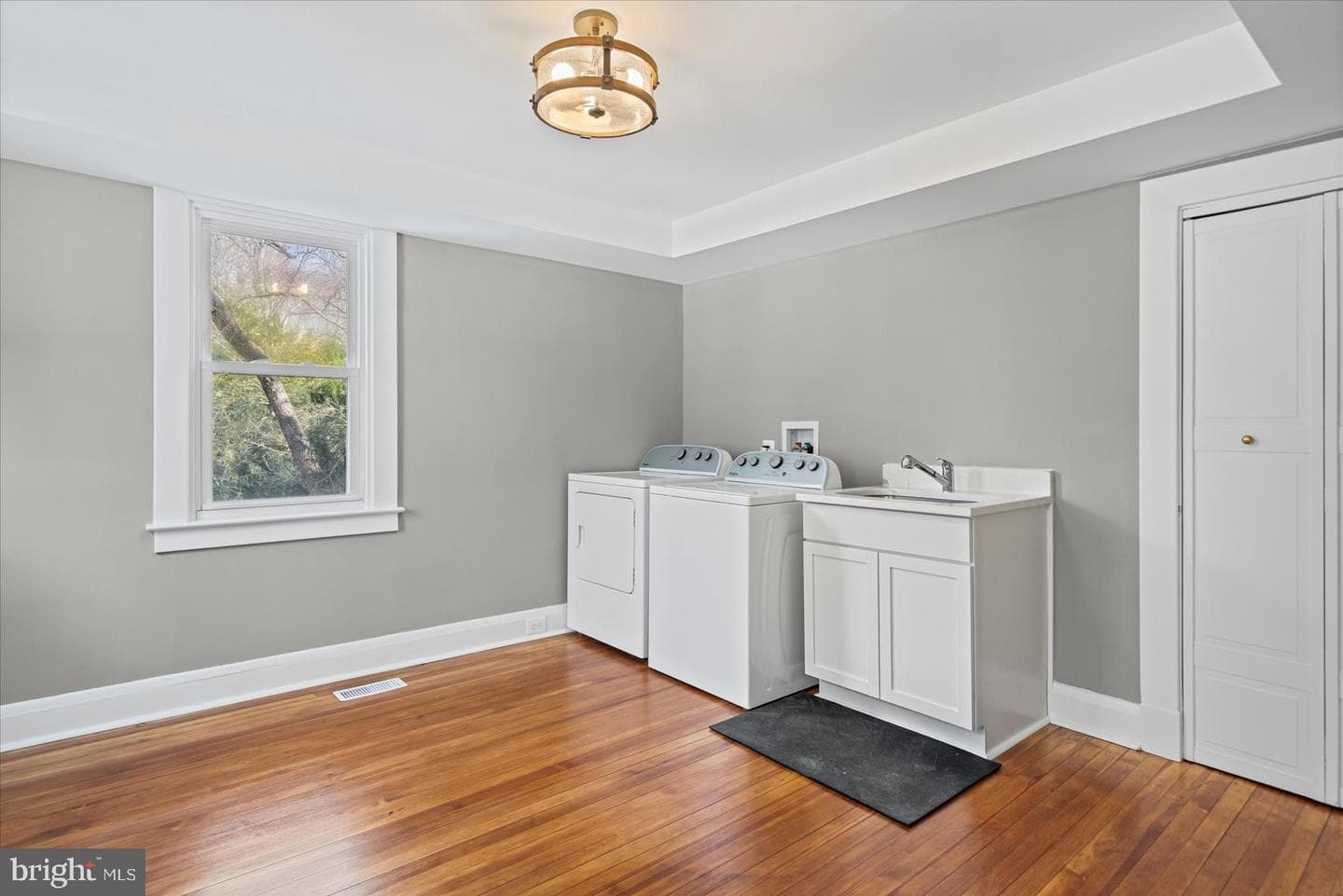 9906 Belair Road photo 17