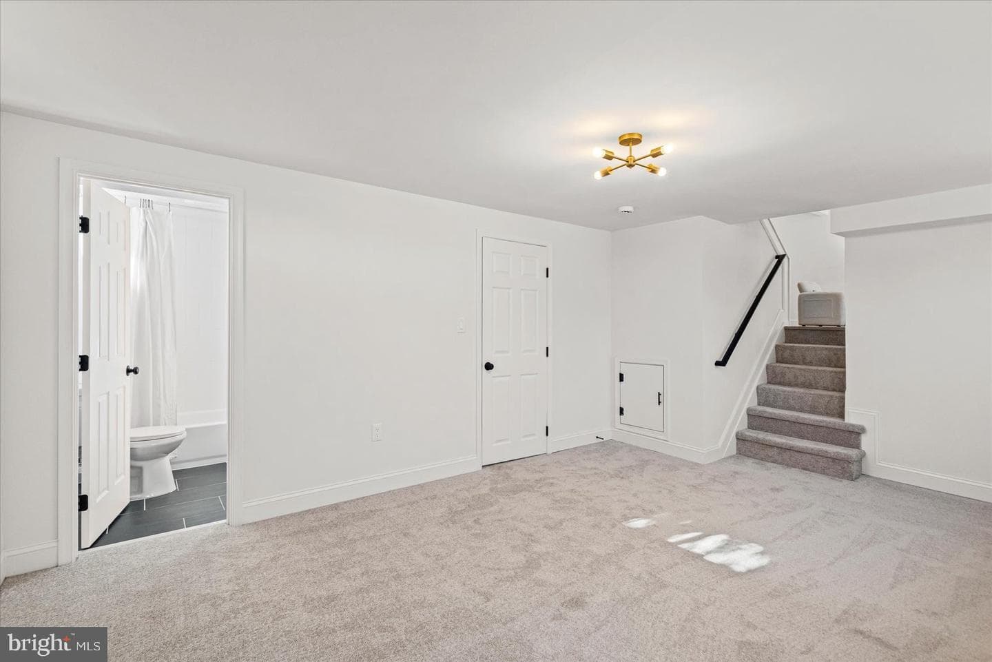 908 Scotts Hill Drive photo 19