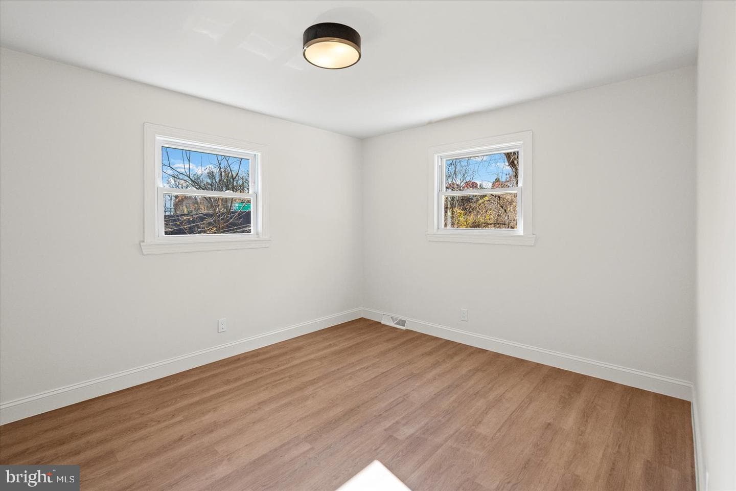908 Scotts Hill Drive photo 31