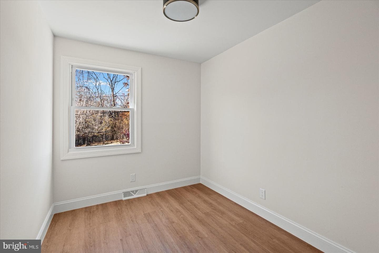 908 Scotts Hill Drive photo 33