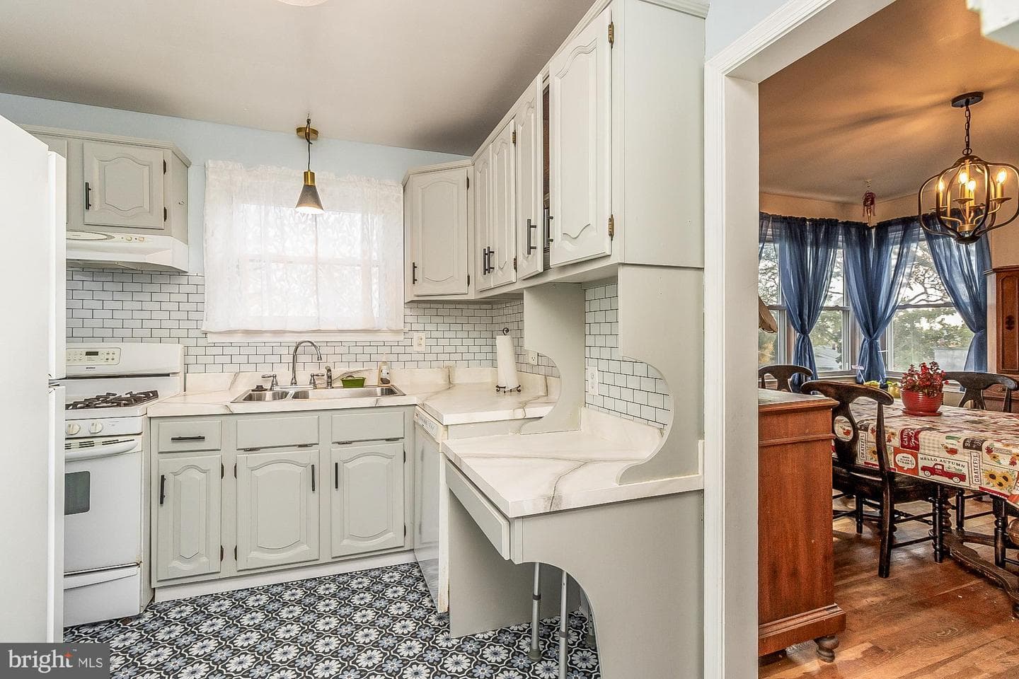 2645 Spring Road photo 11