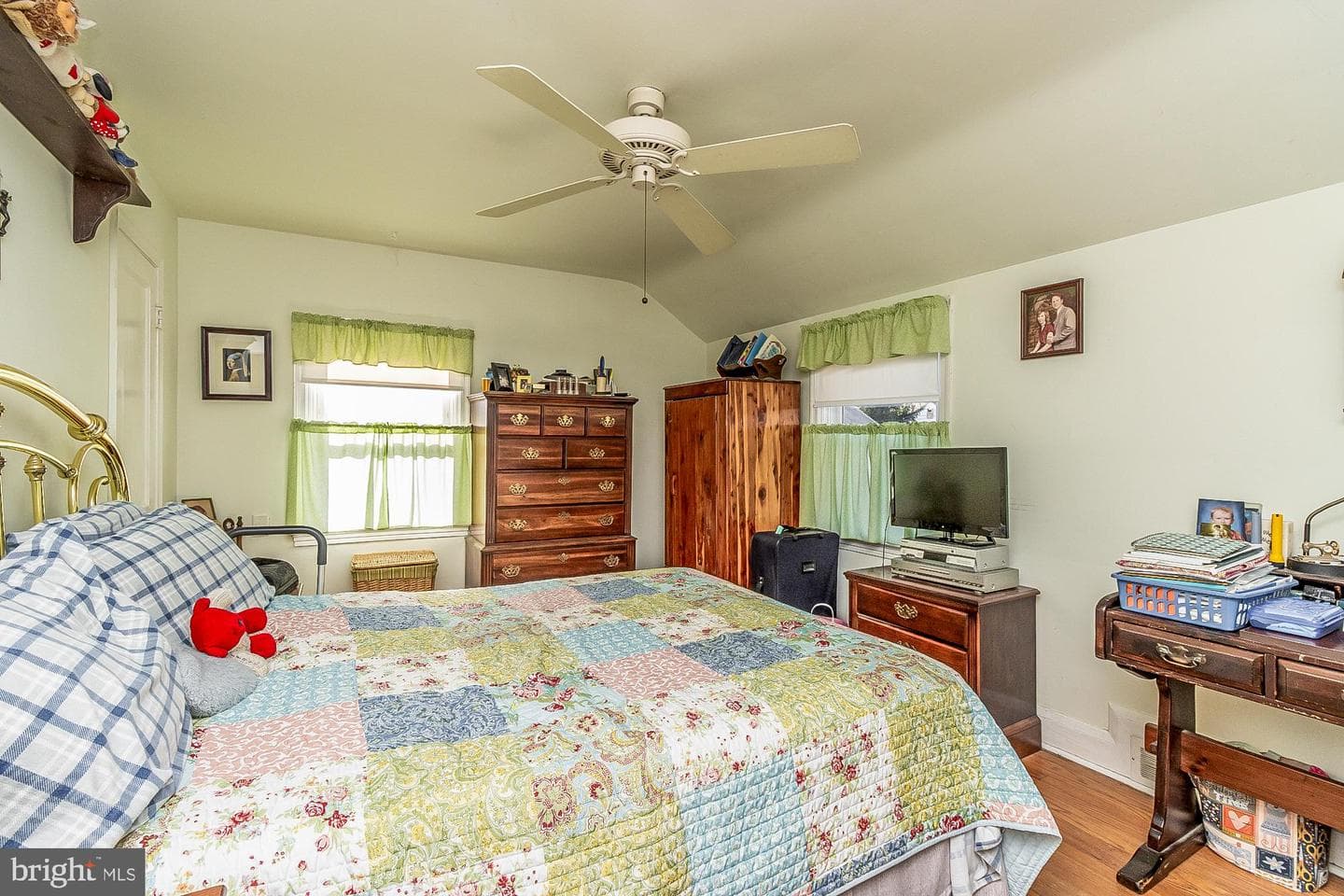 2645 Spring Road photo 25