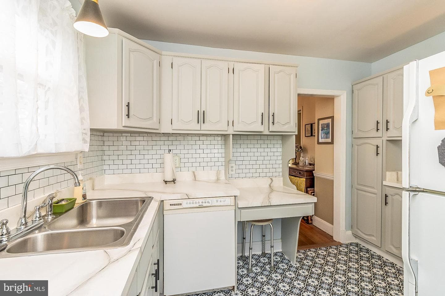 2645 Spring Road photo 9