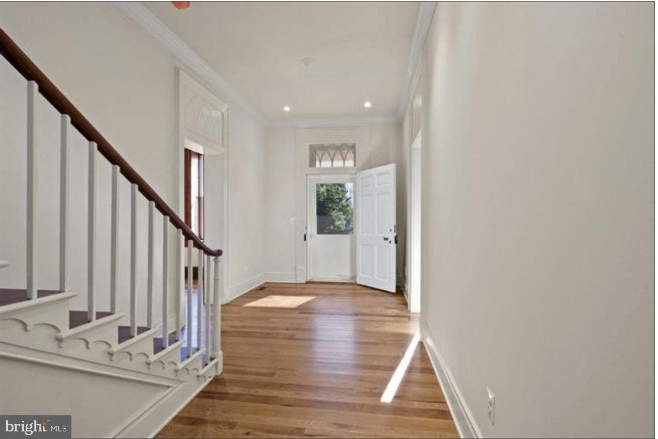 16131 Old York Road photo 6