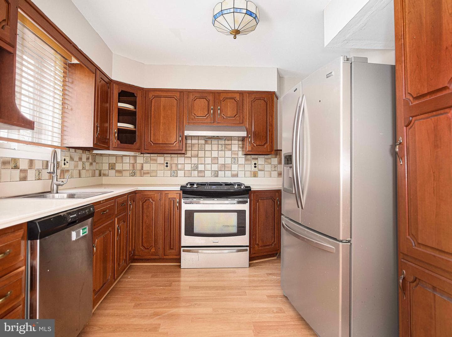 6612 Kenwood Avenue photo 10