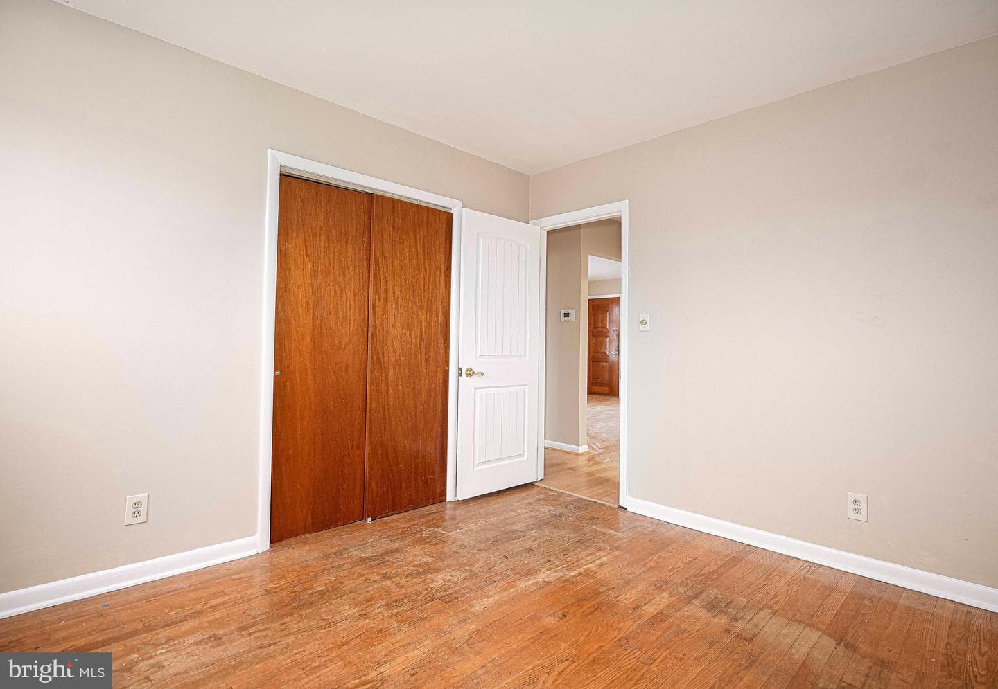 6612 Kenwood Avenue photo 15