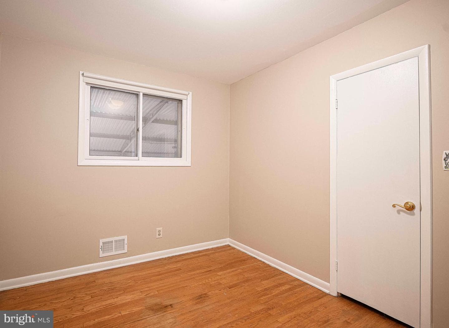 6612 Kenwood Avenue photo 17