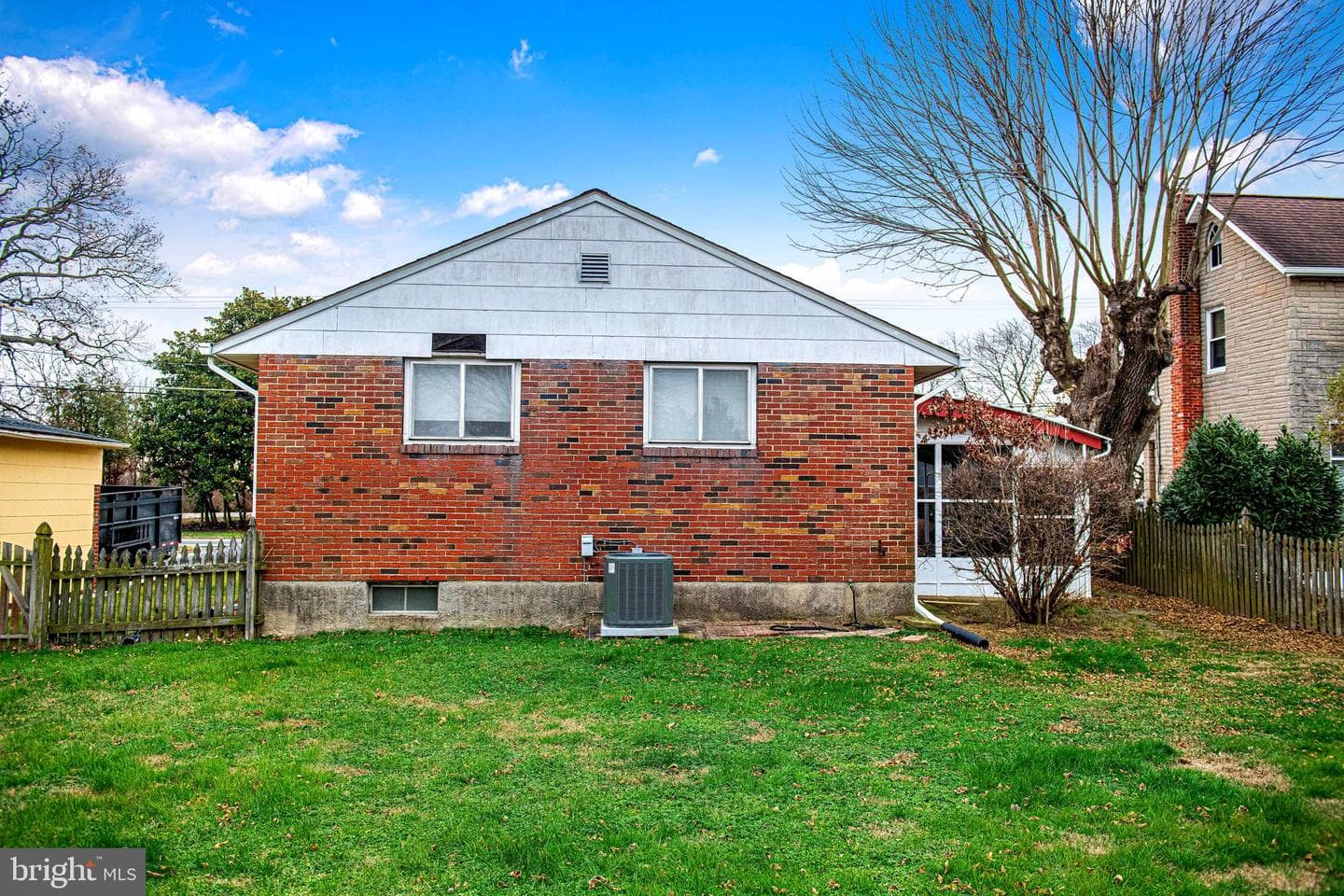 6612 Kenwood Avenue photo 18