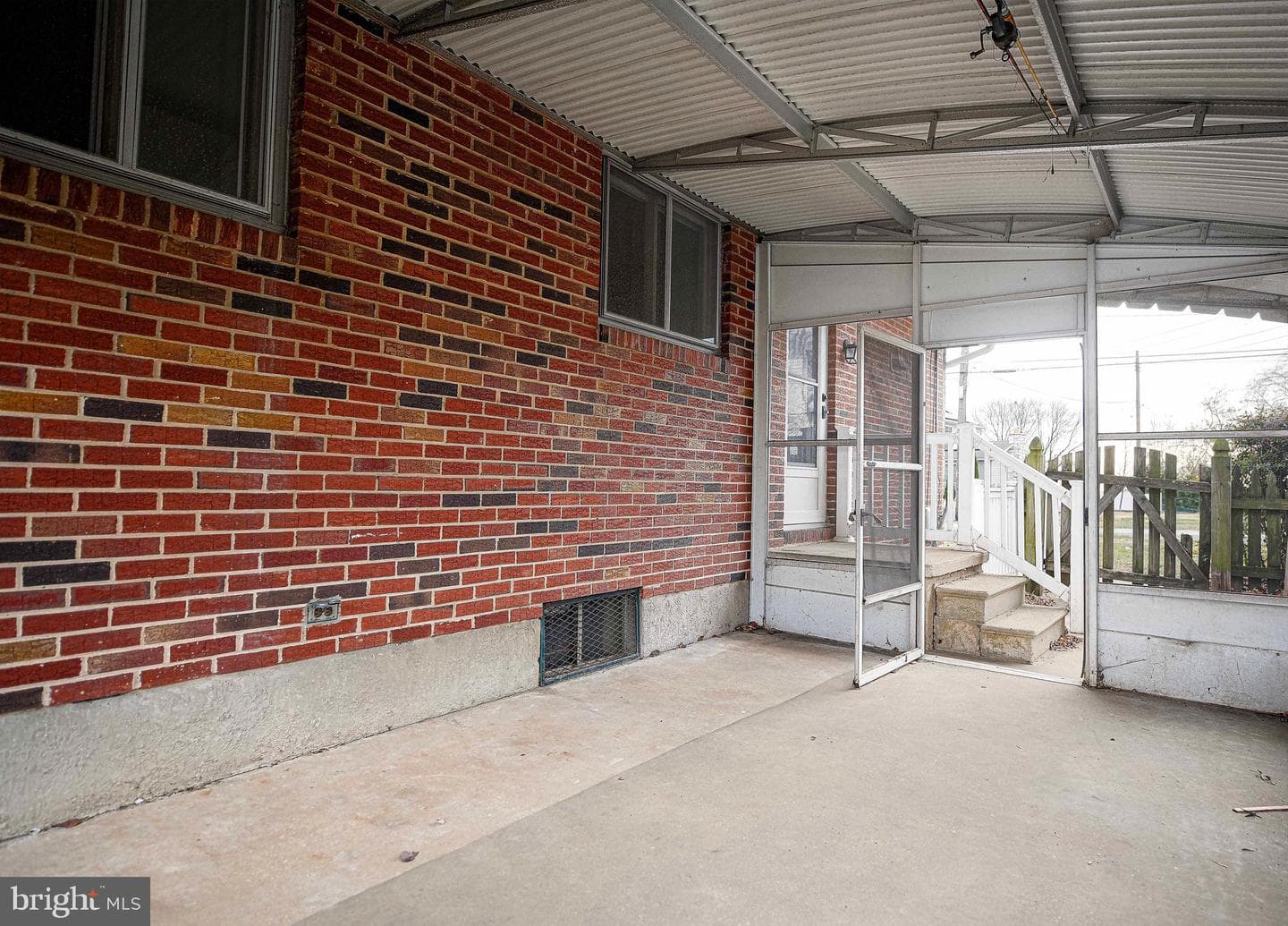 6612 Kenwood Avenue photo 21