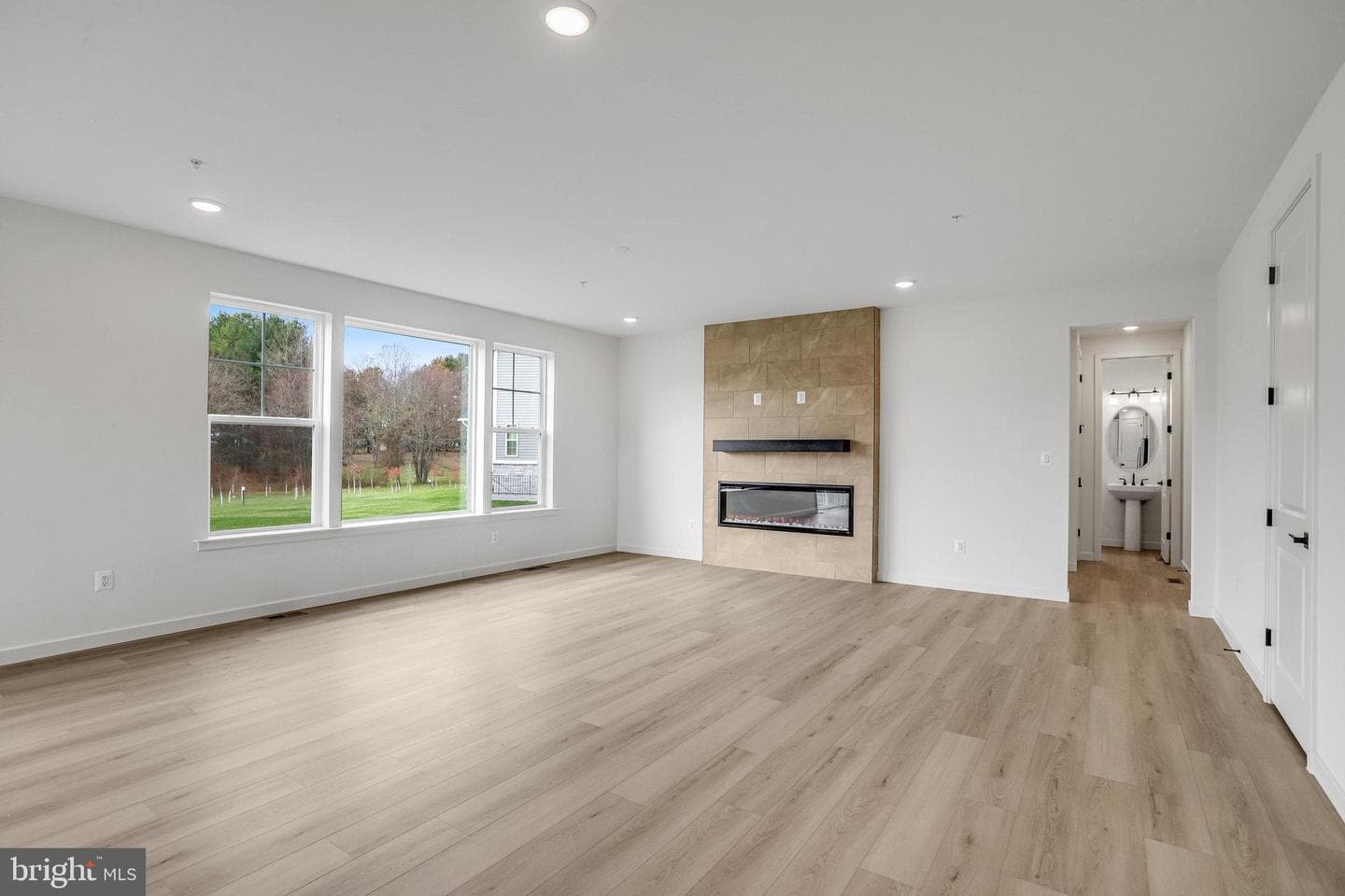 906 Honeyflower Drive photo 21