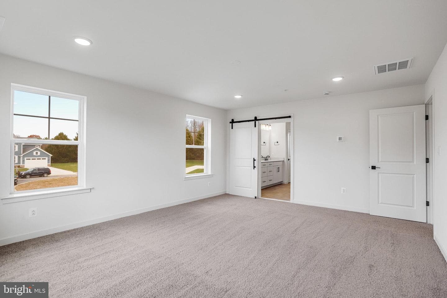 906 Honeyflower Drive photo 54
