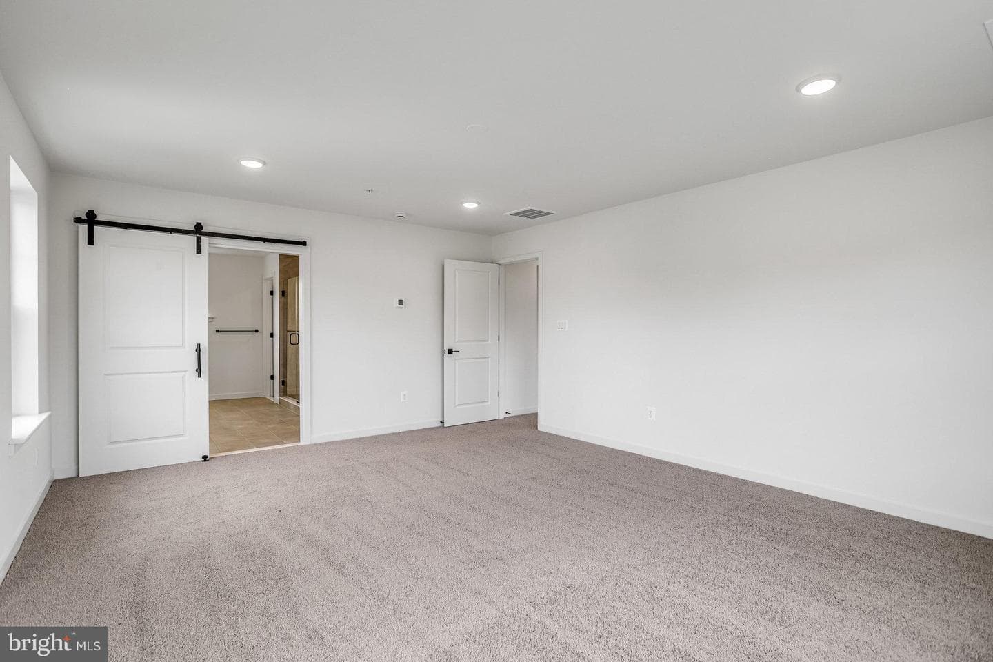 906 Honeyflower Drive photo 55