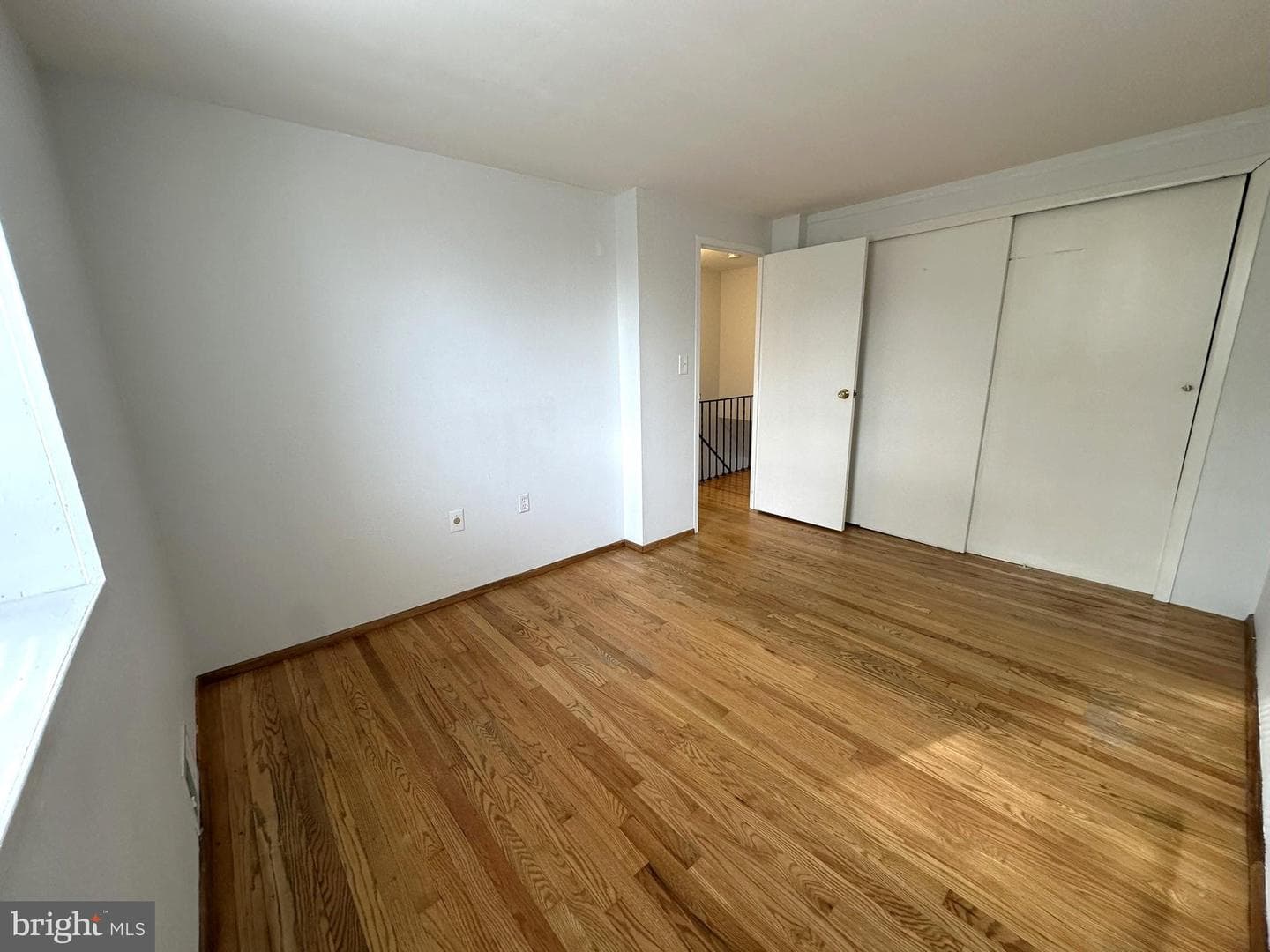 1327 Mantle Street photo 4