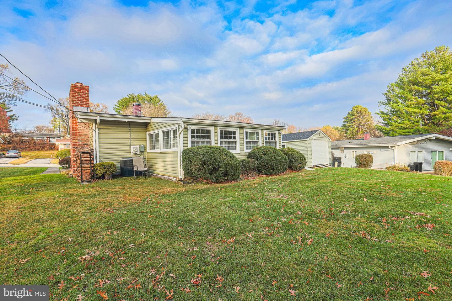 8205 Arrowhead Road photo 10