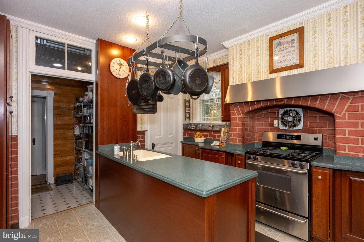 1709 Woodside Avenue photo 10