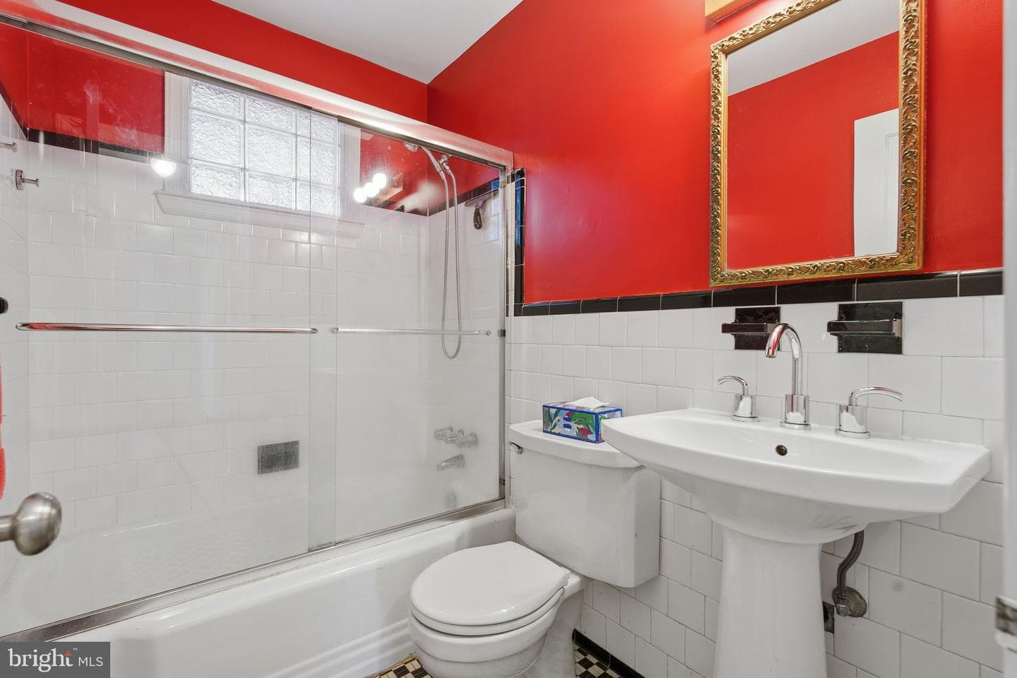 205 Newburg Avenue photo 22