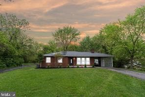 5401 Mccormick Avenue photo 2