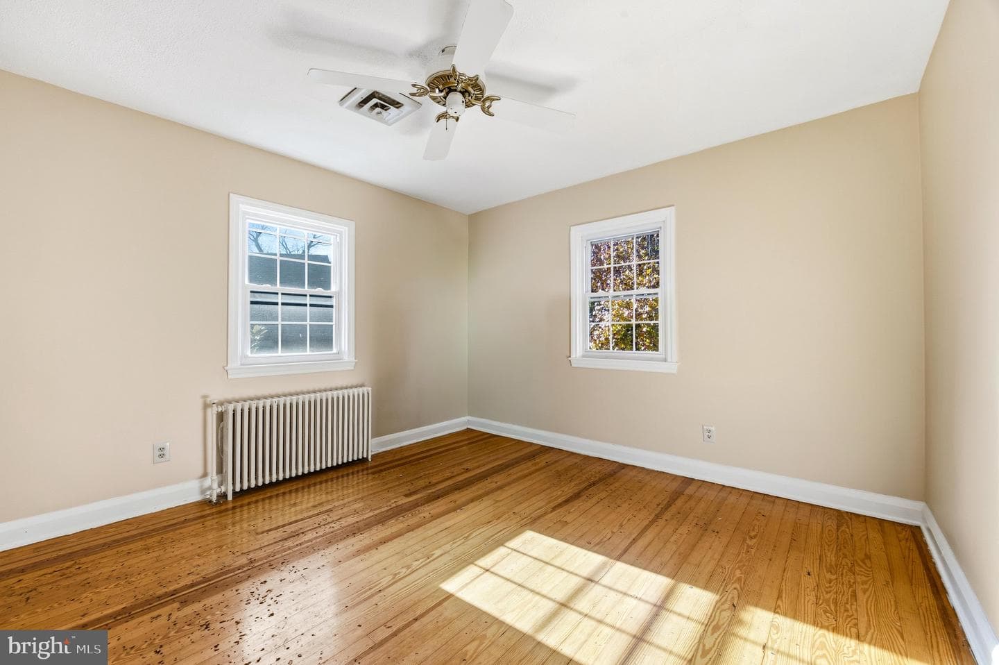 13 Harrison Avenue N photo 4