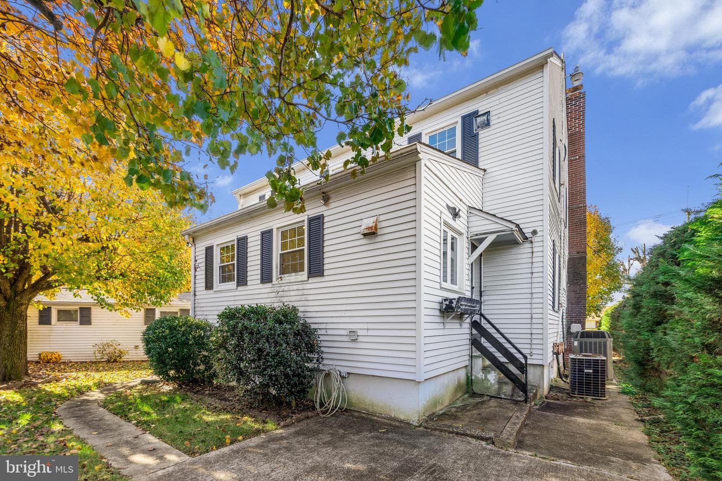 13 Harrison Avenue N photo 46